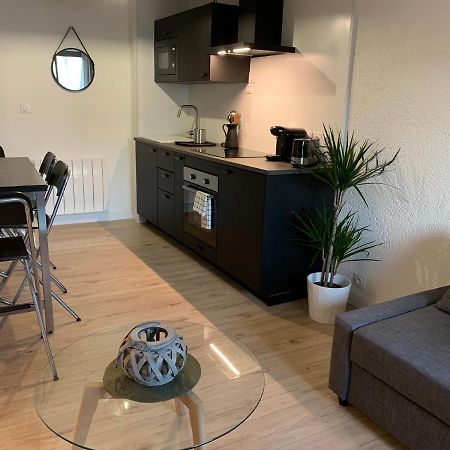Logement Renove Et Moderne Au Sacre Coeur Cholet Bagian luar foto